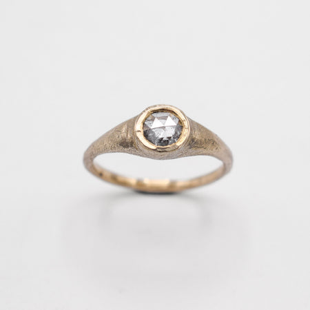 Diamond Signet ring - 9k Gold with Salt & Pepper Diamond