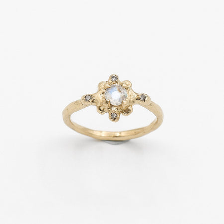 Circe ring - Gold with moonstone