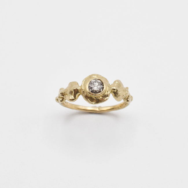 Ore ring - 14k gold with salt & pepper diamond