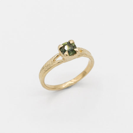 Wheat Solitaire ring - 14k gold with green sapphire - Ready to Ship