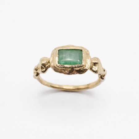 Ore ring - 9k gold with emerald - READY TO SHIP