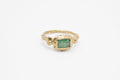 Ore ring - 9k gold with emerald