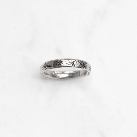 Posey ring - silver