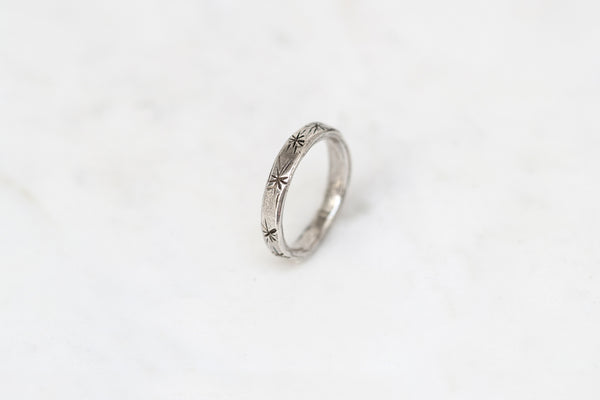 Posey ring - silver – Kaye Blegvad